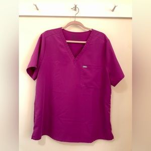 FIGS Bright Fuchsia Catarina One-Pocket Scrub Top